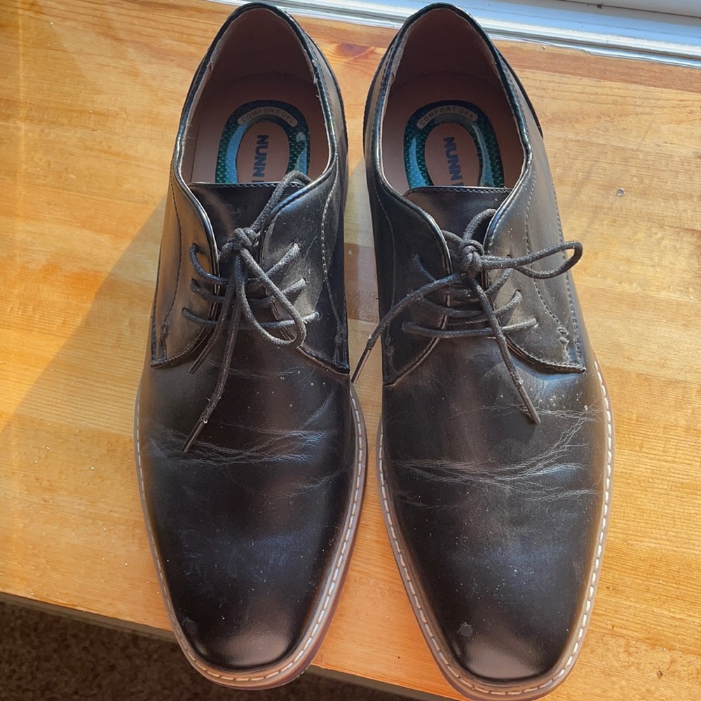Men’s dress shoes
